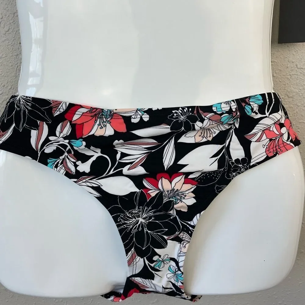 NWT Kenneth Cole Bikini and Matching Bottoms Size M 34 B/C